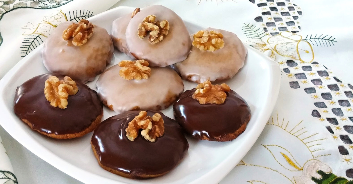 German Gingerbread Cookies (Lebkuchen)