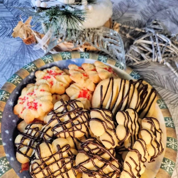 German Spritz Cookies Recipe: Oma's Spritzgebäck